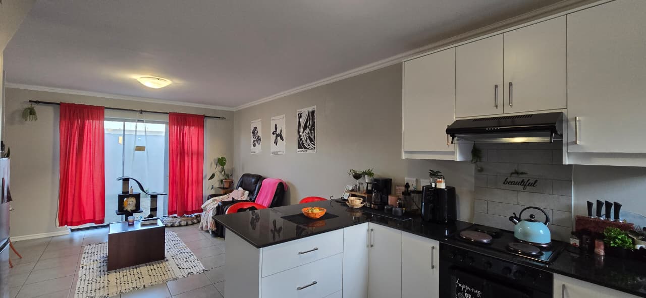 2 Bedroom House for Sale in Kraaifontein